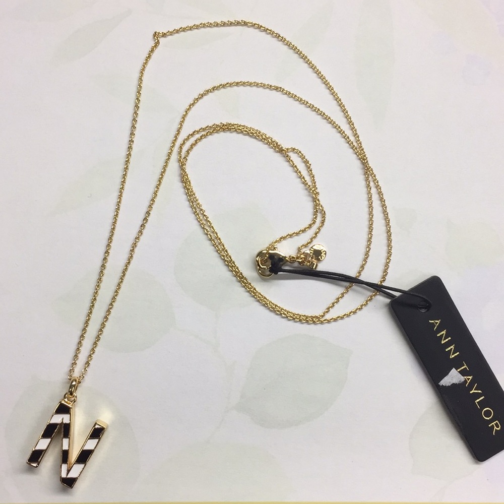 Ann Taylor Initial ‘N’ Necklace
